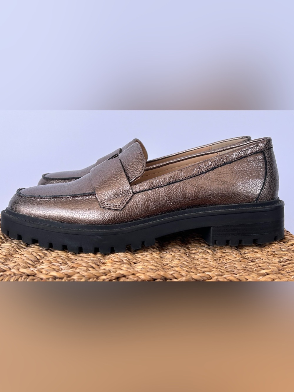 Banana Republic Factory Women’s Vee Strap Lug Loafer in Pewter Size 8